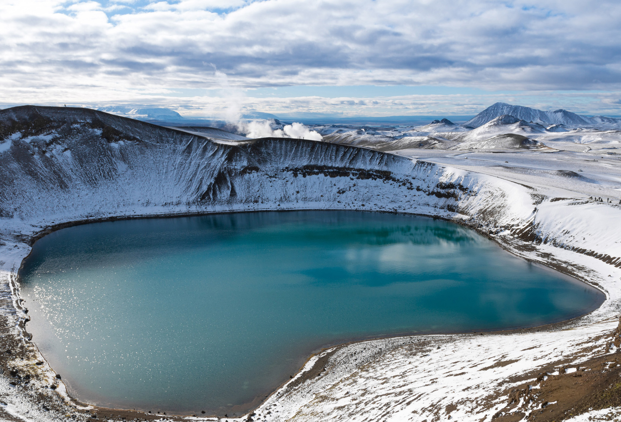 lake-myvatn-iceland-wolfare-com