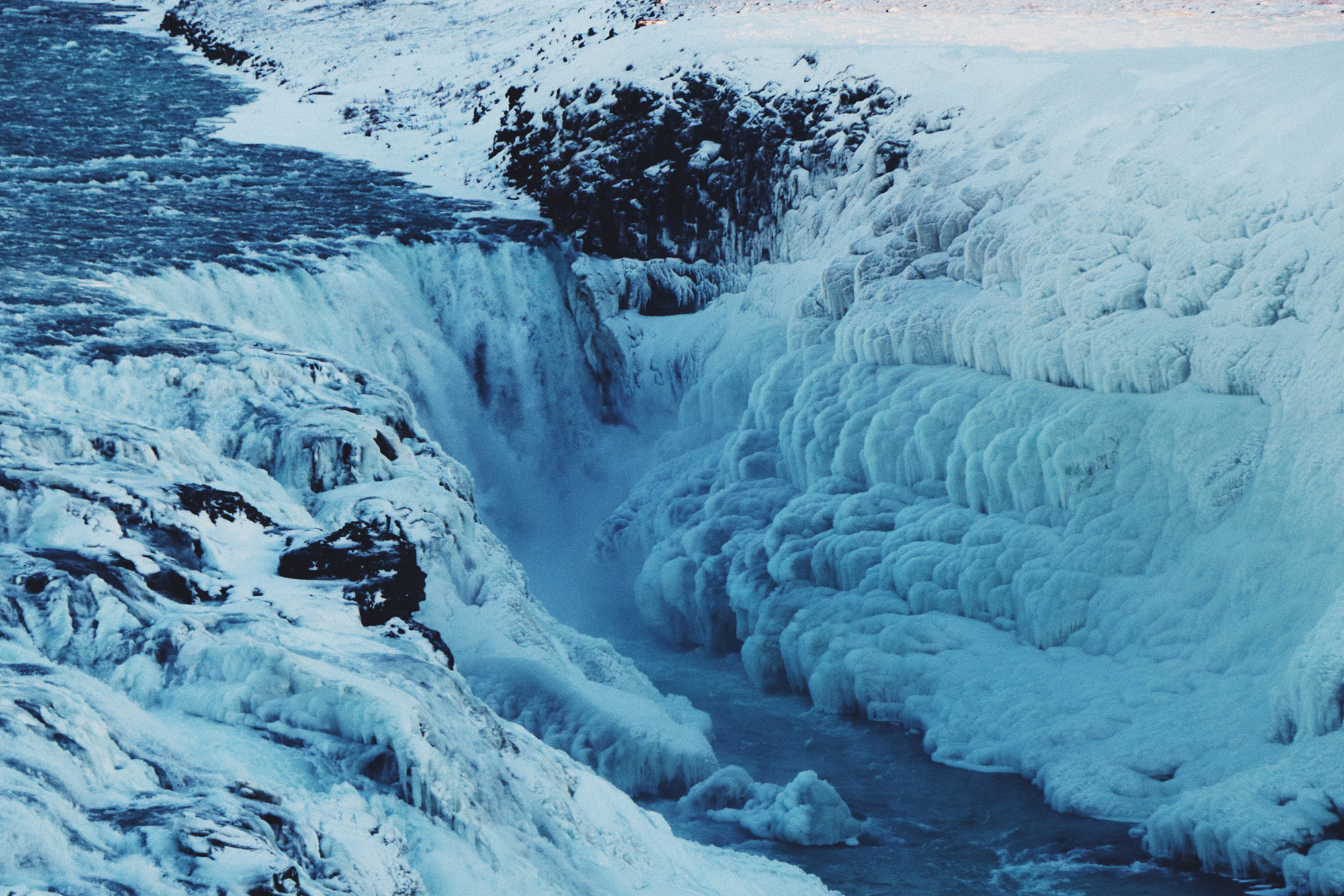 the-gullfoss-waterfall-iceland-wolfare